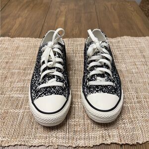Converse Black and White sneaker